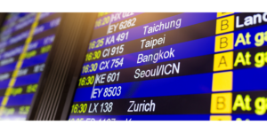 Tablica elektroniczna na lotnisku